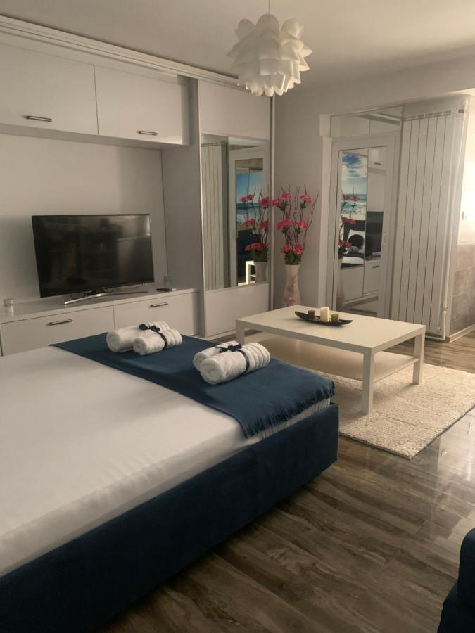 MariSole Apartment Constanta Bagian luar foto