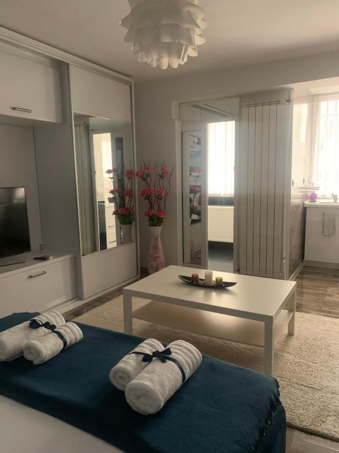 MariSole Apartment Constanta Bagian luar foto