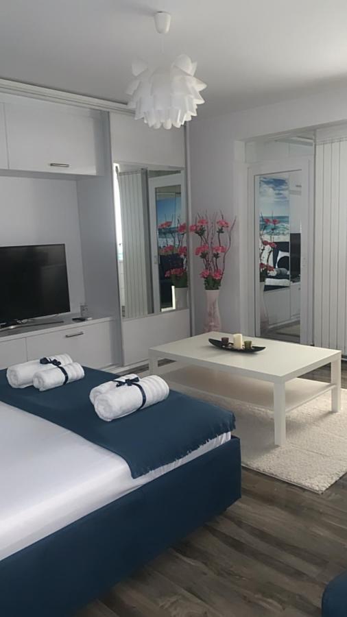 MariSole Apartment Constanta Bagian luar foto