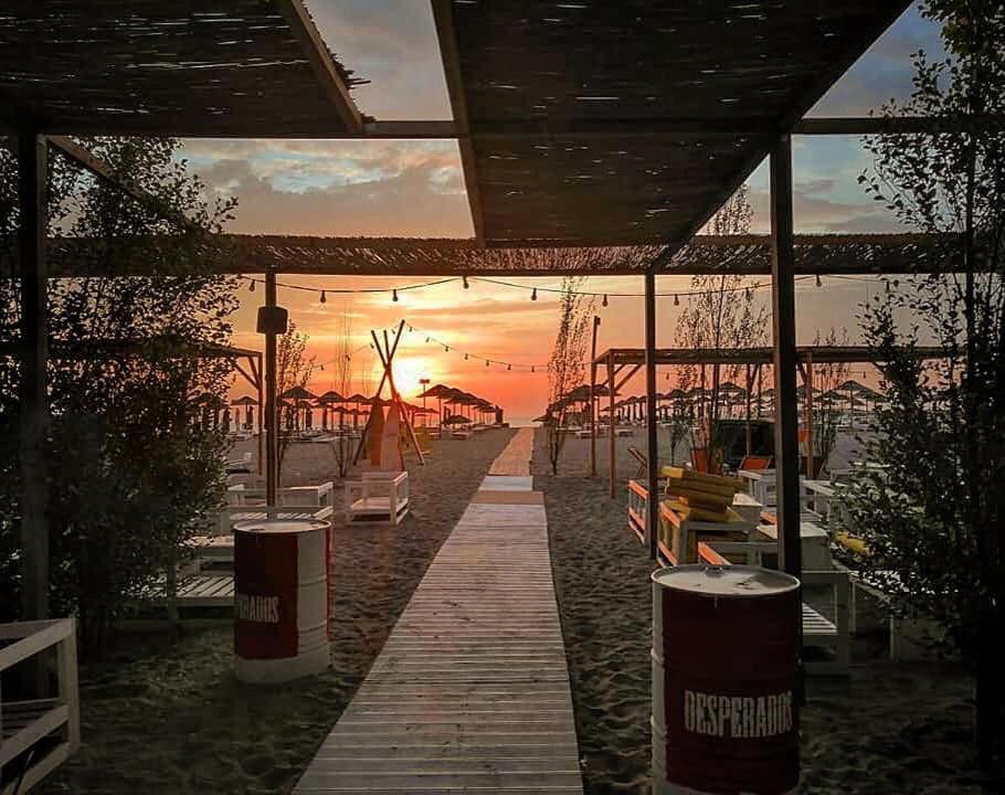 MariSole Apartment Constanta Bagian luar foto